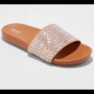 Slide sandals